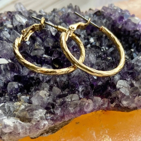 GOLD STATEMENT HOOP SMALL EARRINGS - Picture 1 of 2